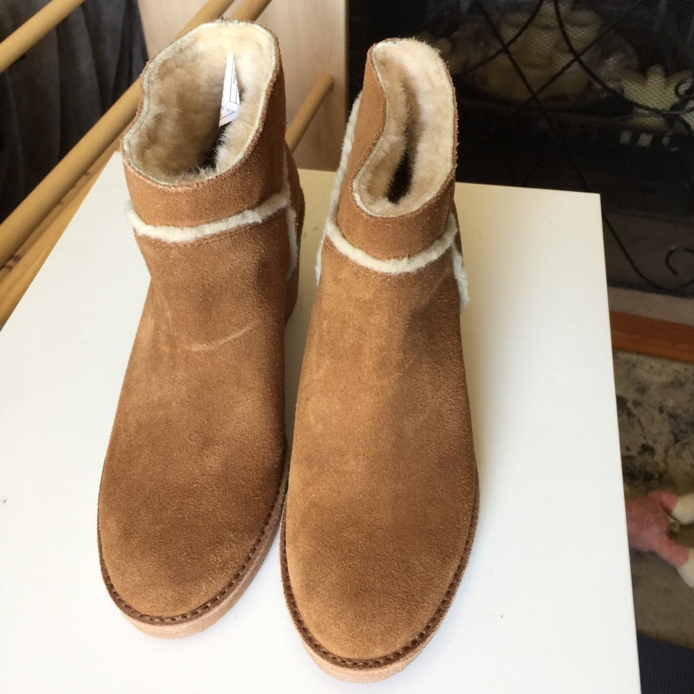 Australian Ugg Brown Suede Leather Boots